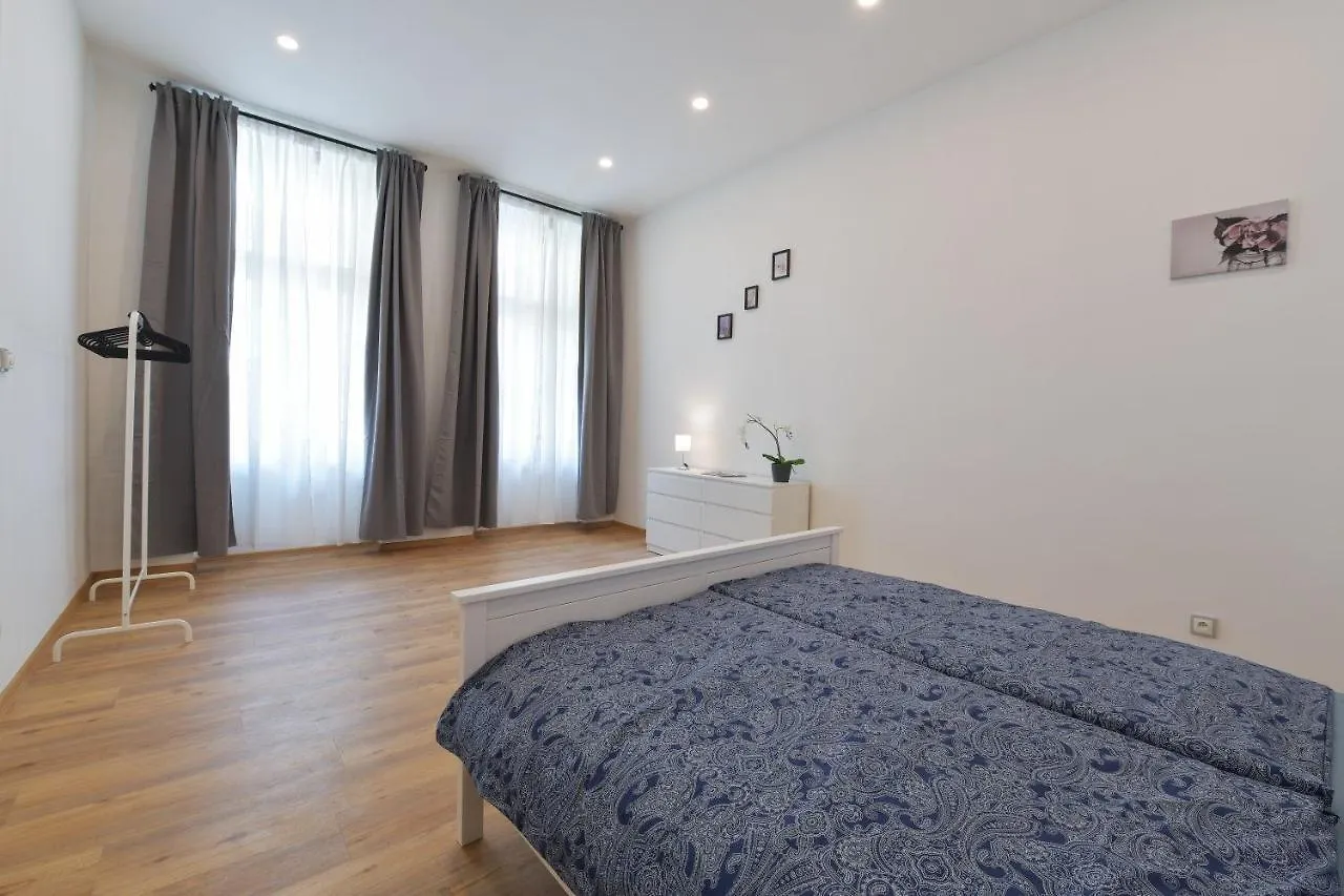 Pat & Mat Apartment Prag